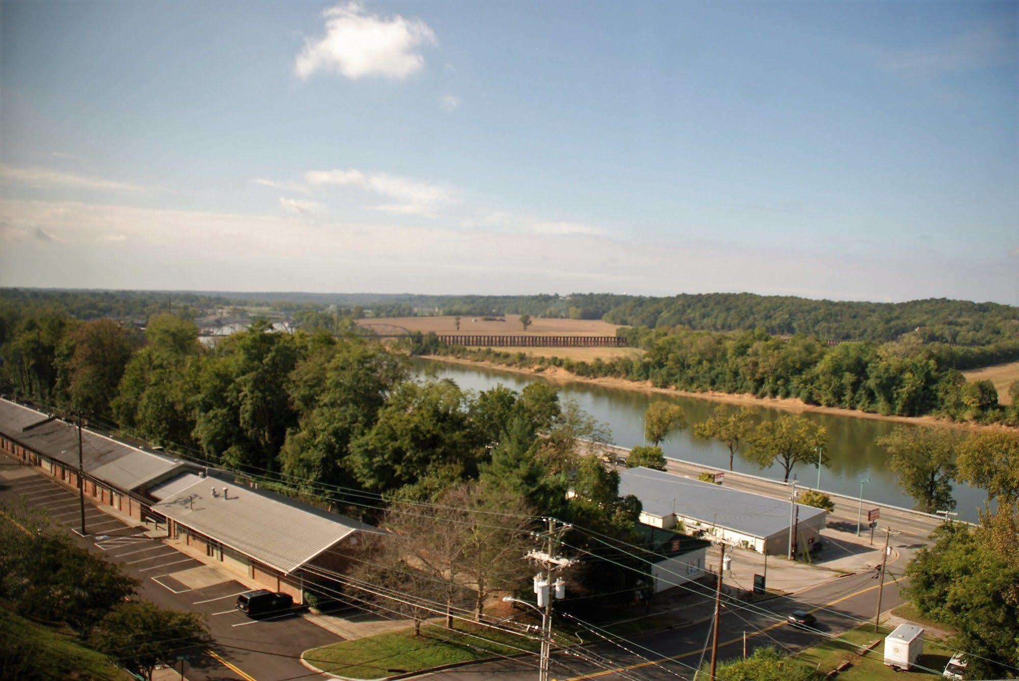 Doubletree By Hilton Clarksville Riverview Экстерьер фото