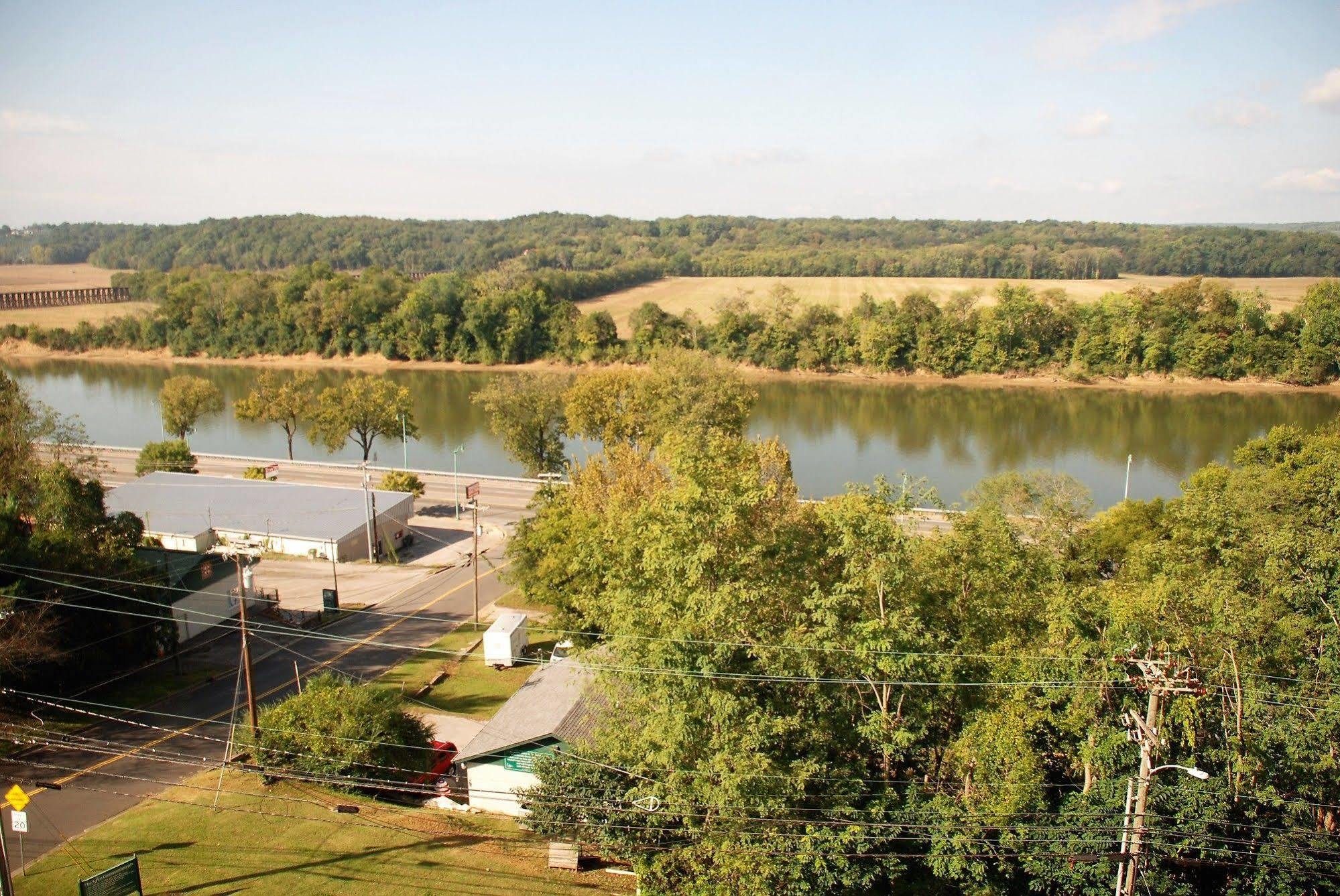 Doubletree By Hilton Clarksville Riverview Экстерьер фото